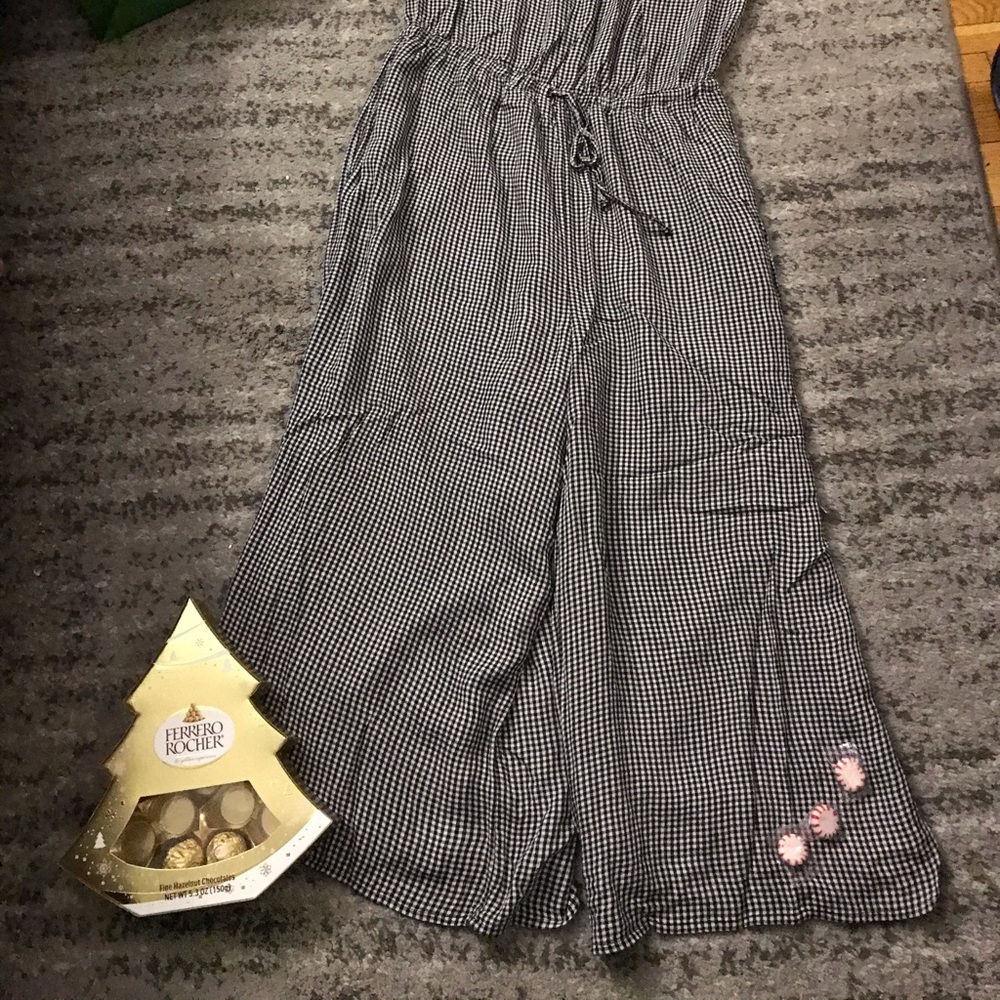 Jumpsuit - Picture 4 of 4